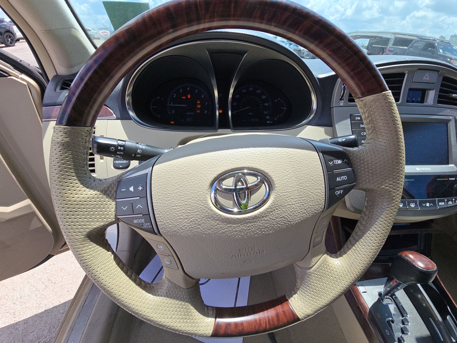 2012 Toyota Avalon Limited FWD