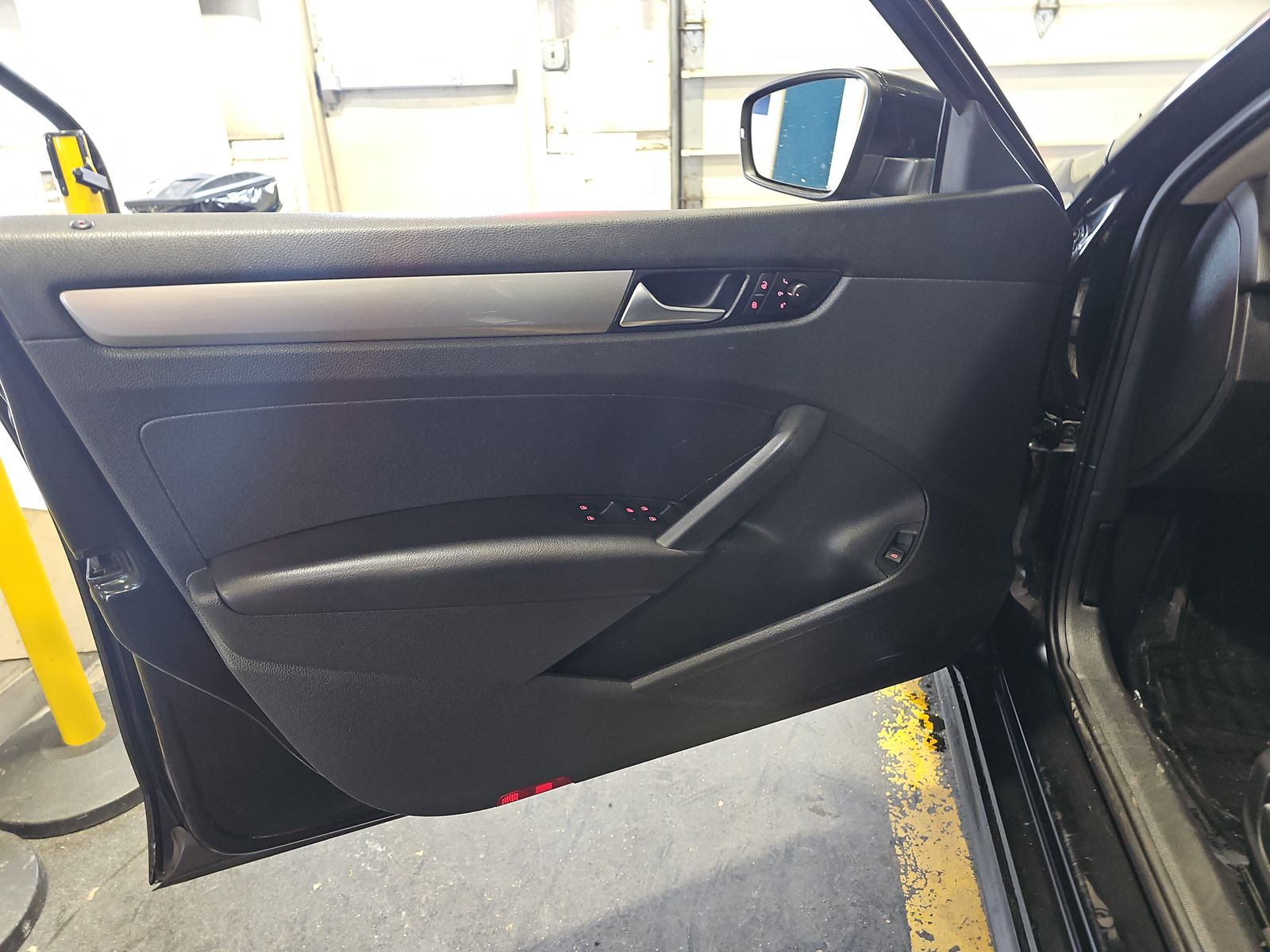 2015 Volkswagen Passat 1.8T S FWD