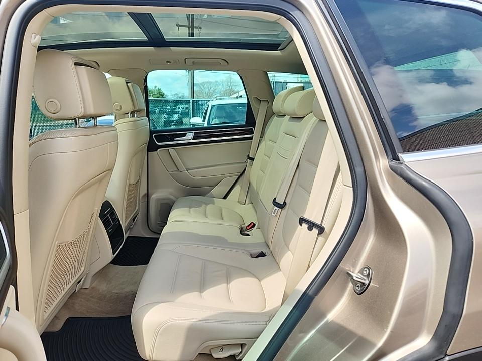 2016 Volkswagen Touareg 3.6L Lux AWD