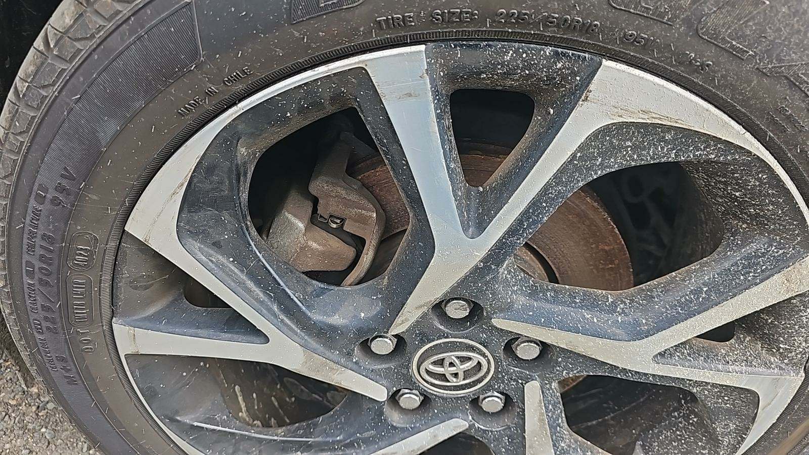 2018 Toyota C-HR XLE Premium FWD