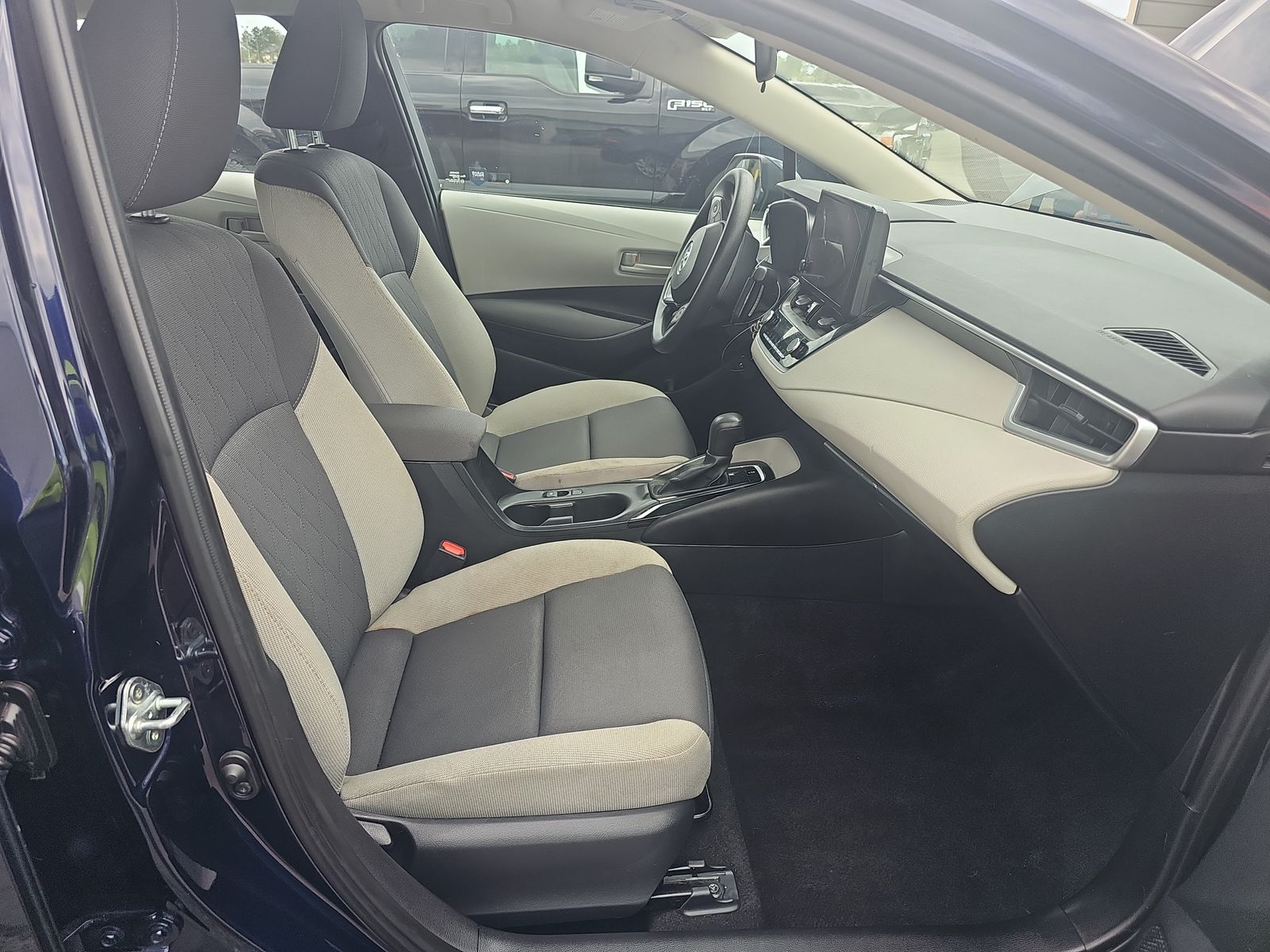 2023 Toyota Corolla LE FWD