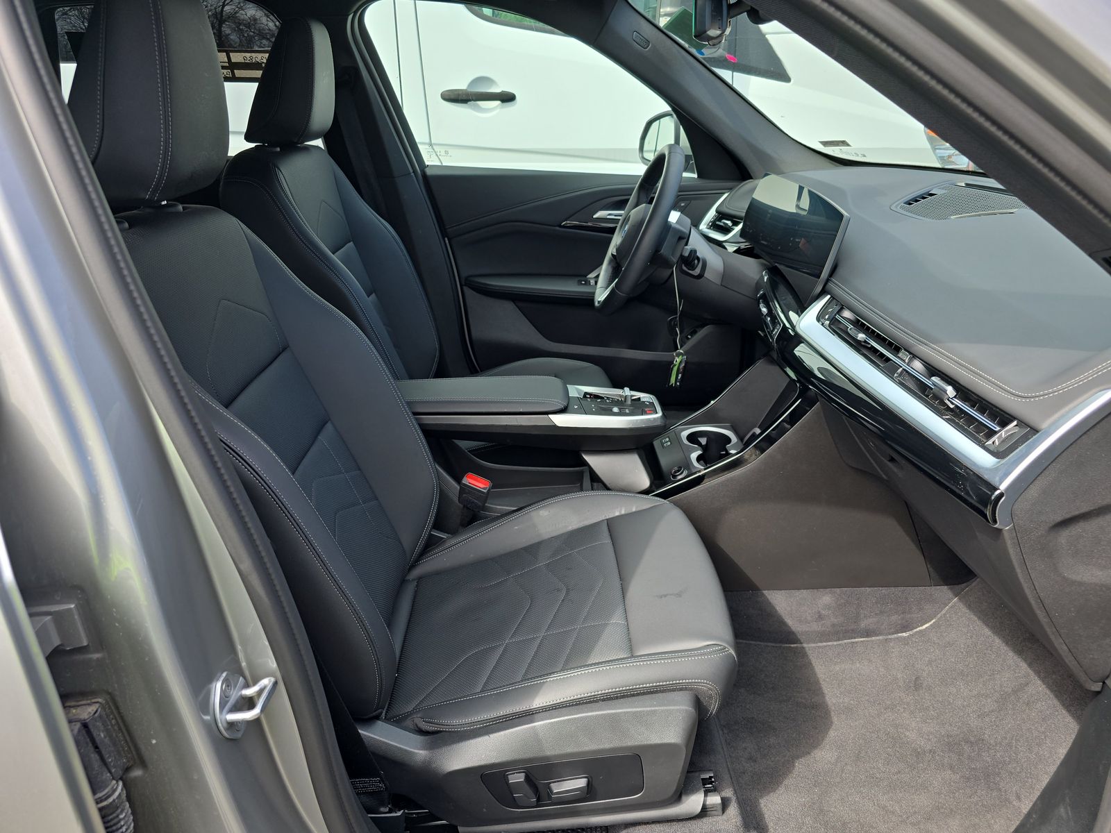 2025 BMW X1 xDrive28i AWD