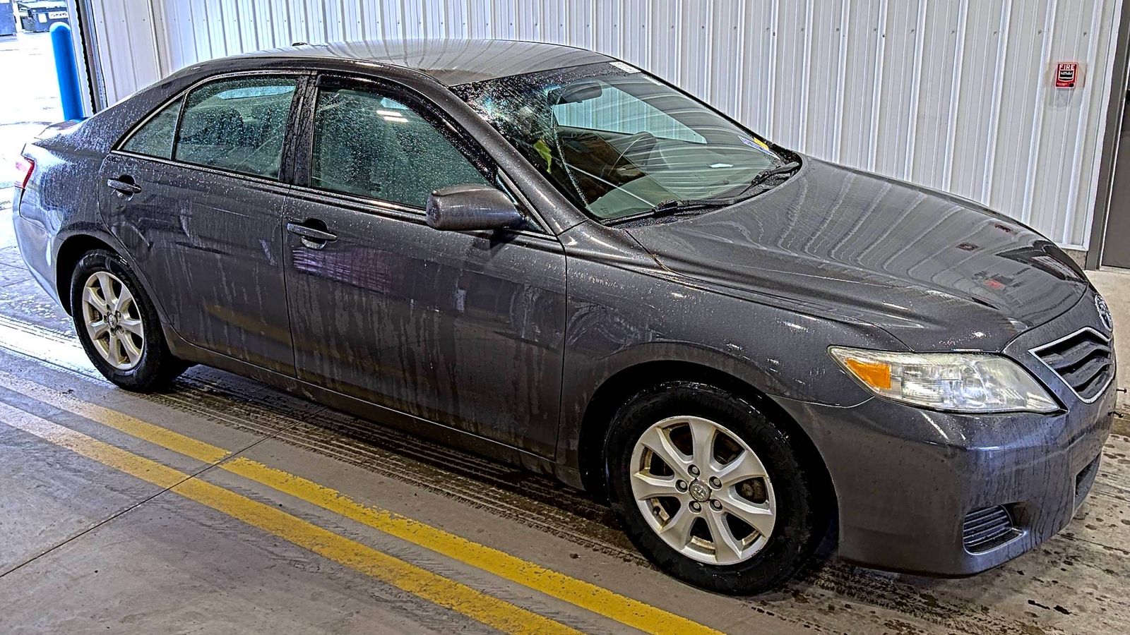2011 Toyota Camry LE FWD