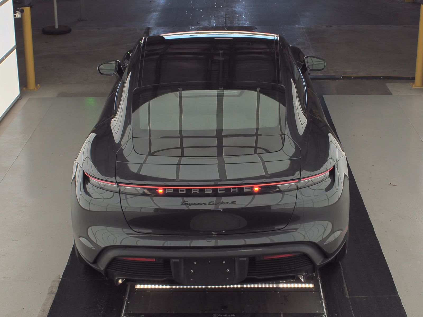 2021 Porsche Taycan Turbo S AWD