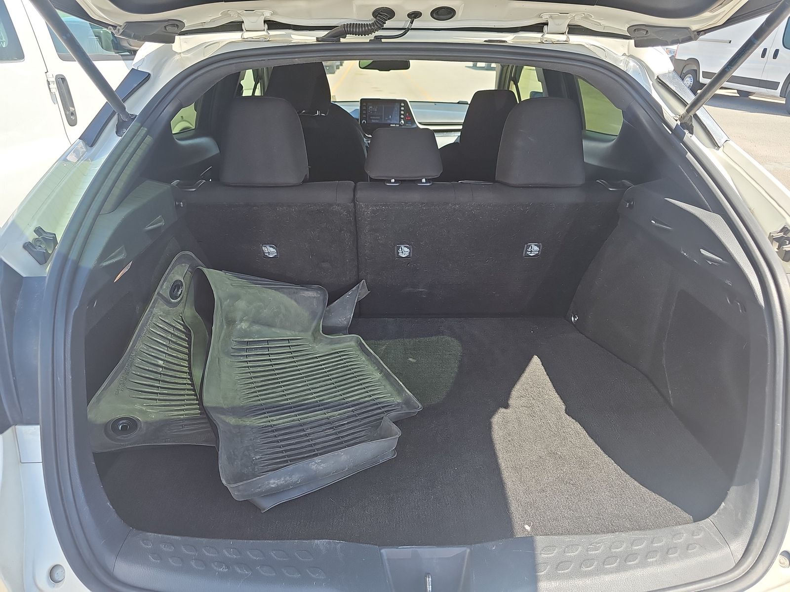 2019 Toyota C-HR XLE FWD
