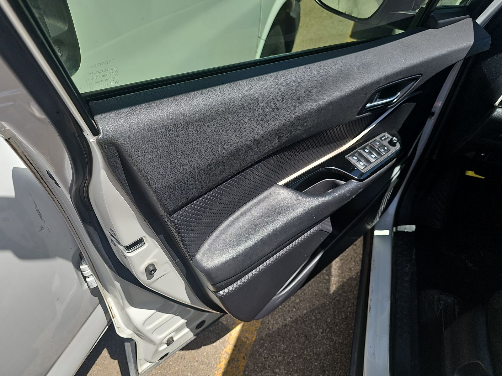 2019 Toyota C-HR XLE FWD