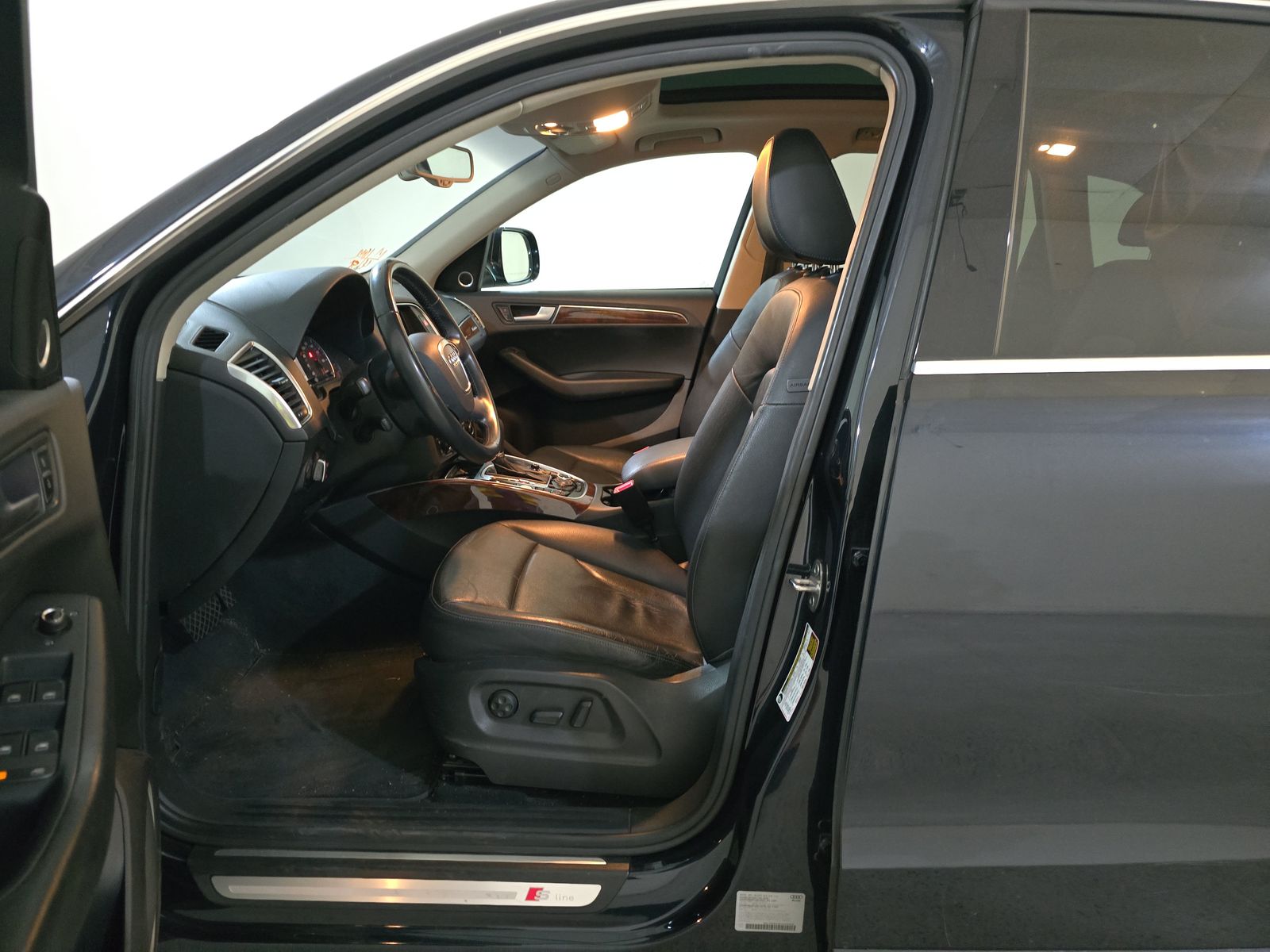 2012 Audi Q5 3.2 Premium Plus AWD