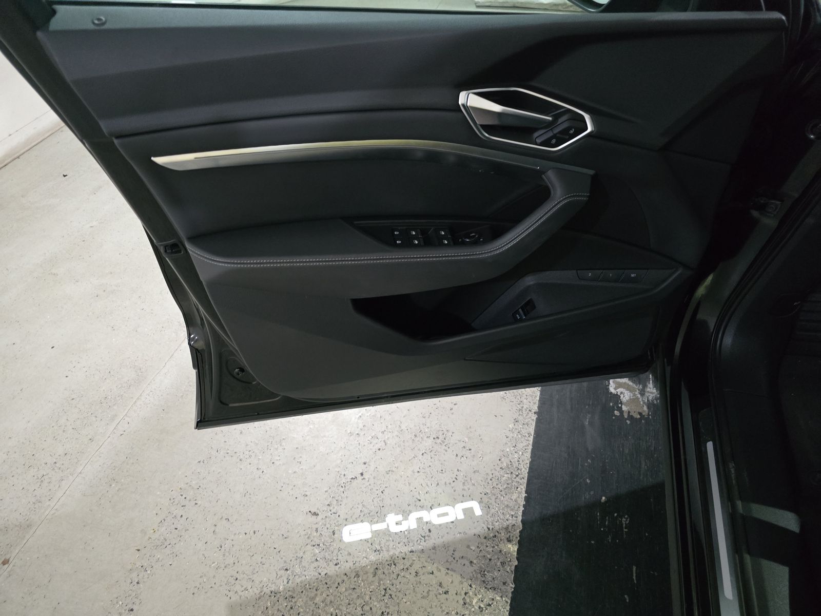 2012 Audi Q5 3.2 Premium Plus AWD