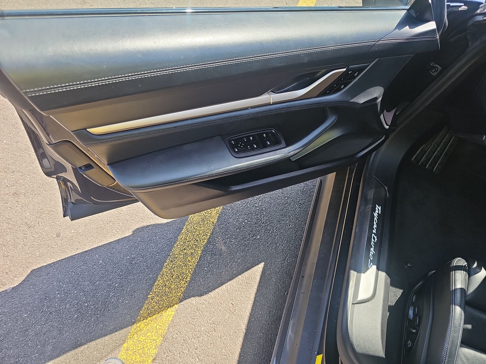 2021 Porsche Taycan Turbo S AWD