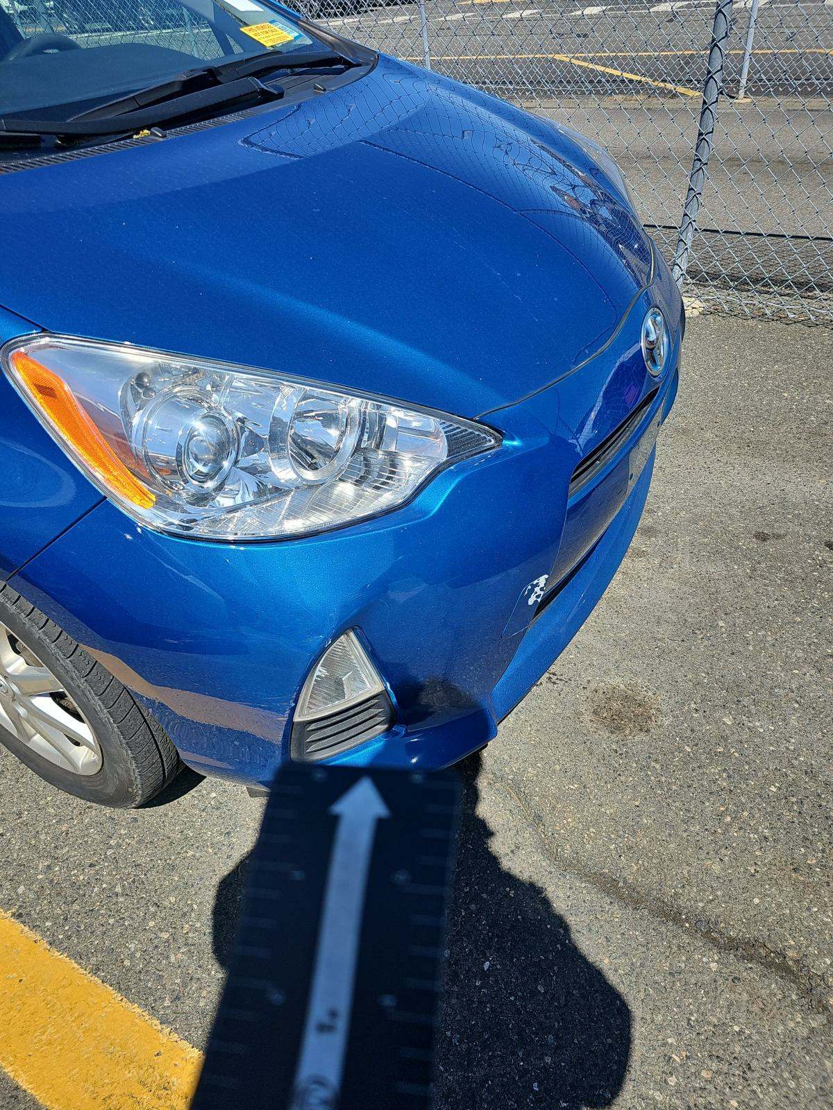2014 Toyota Prius c Three FWD