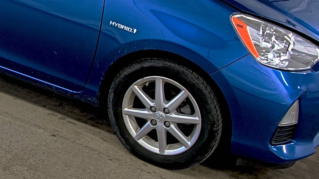 2014 Toyota Prius c Three FWD