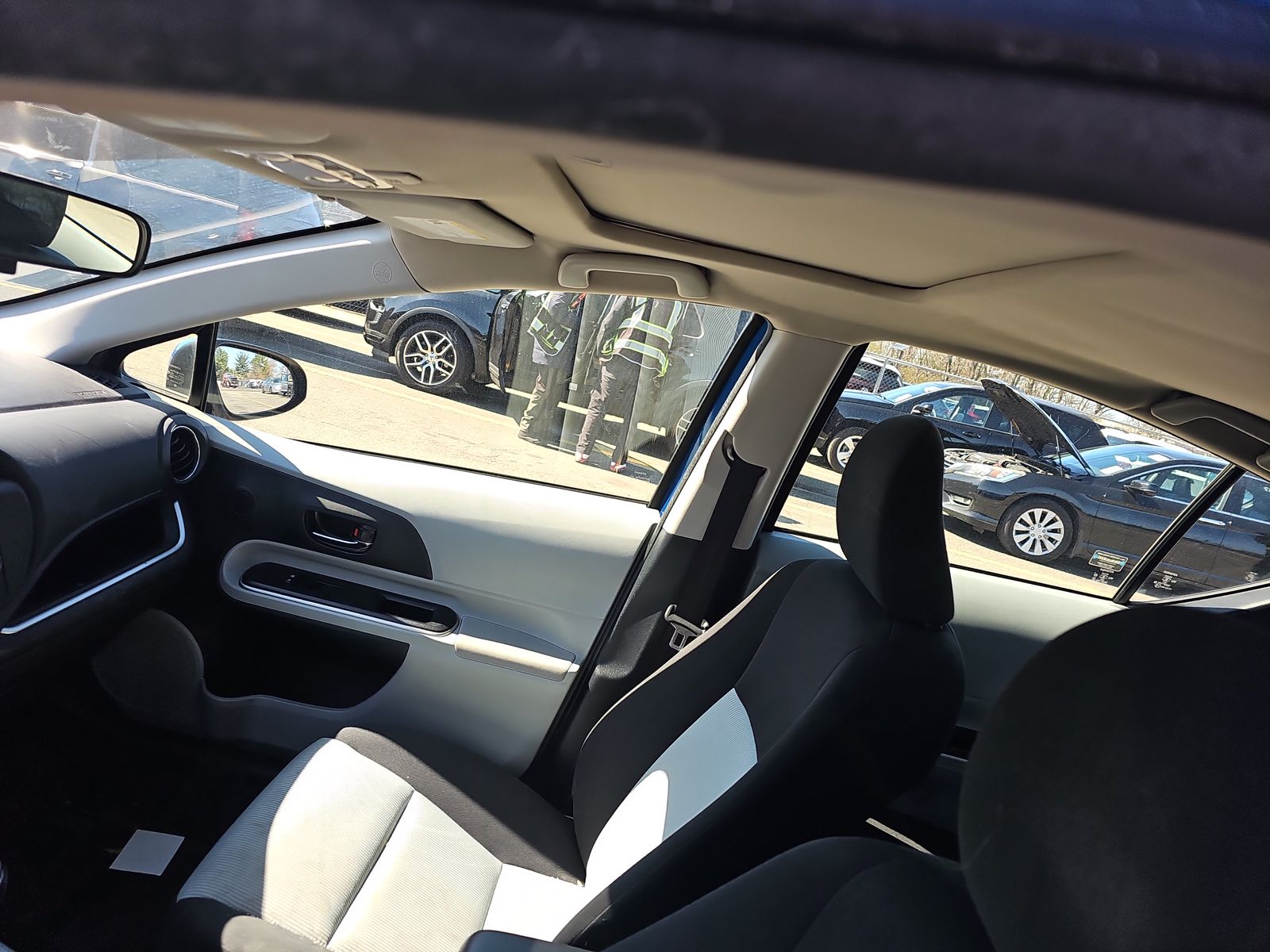 2014 Toyota Prius c Three FWD