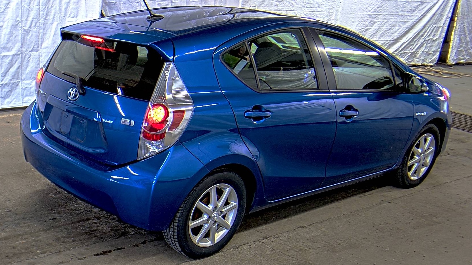 2014 Toyota Prius c Three FWD