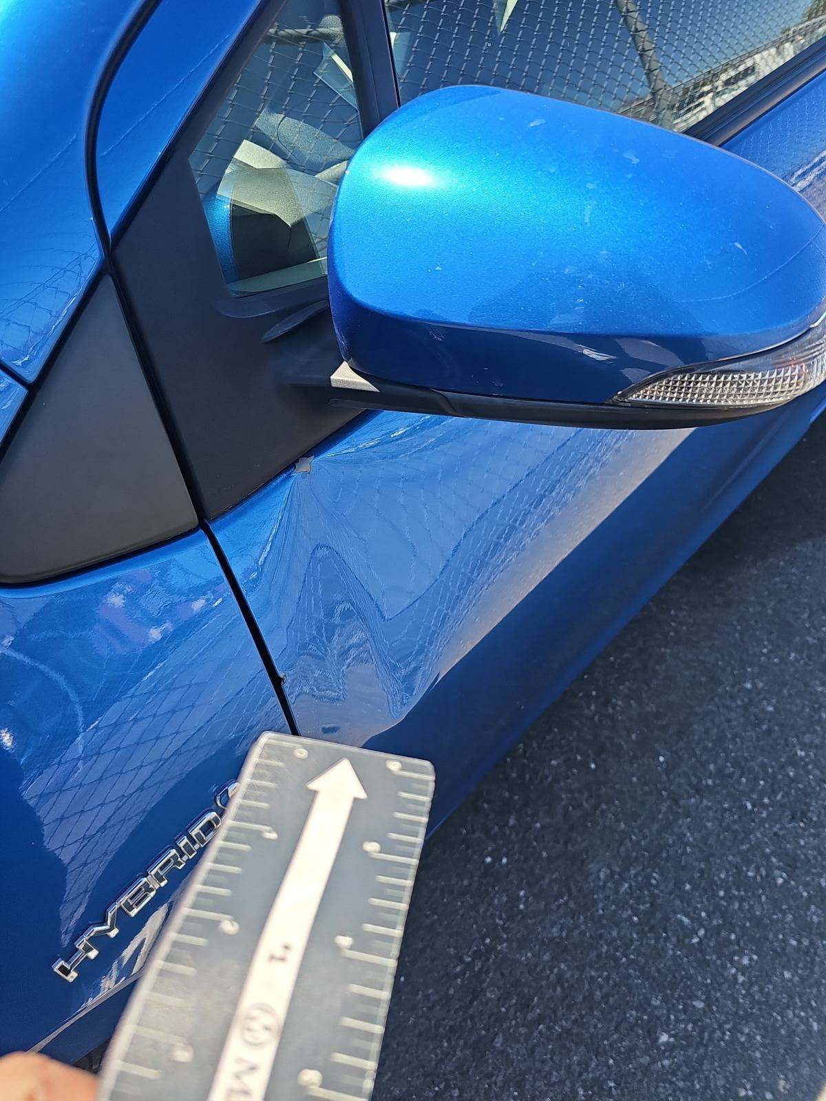 2014 Toyota Prius c Three FWD
