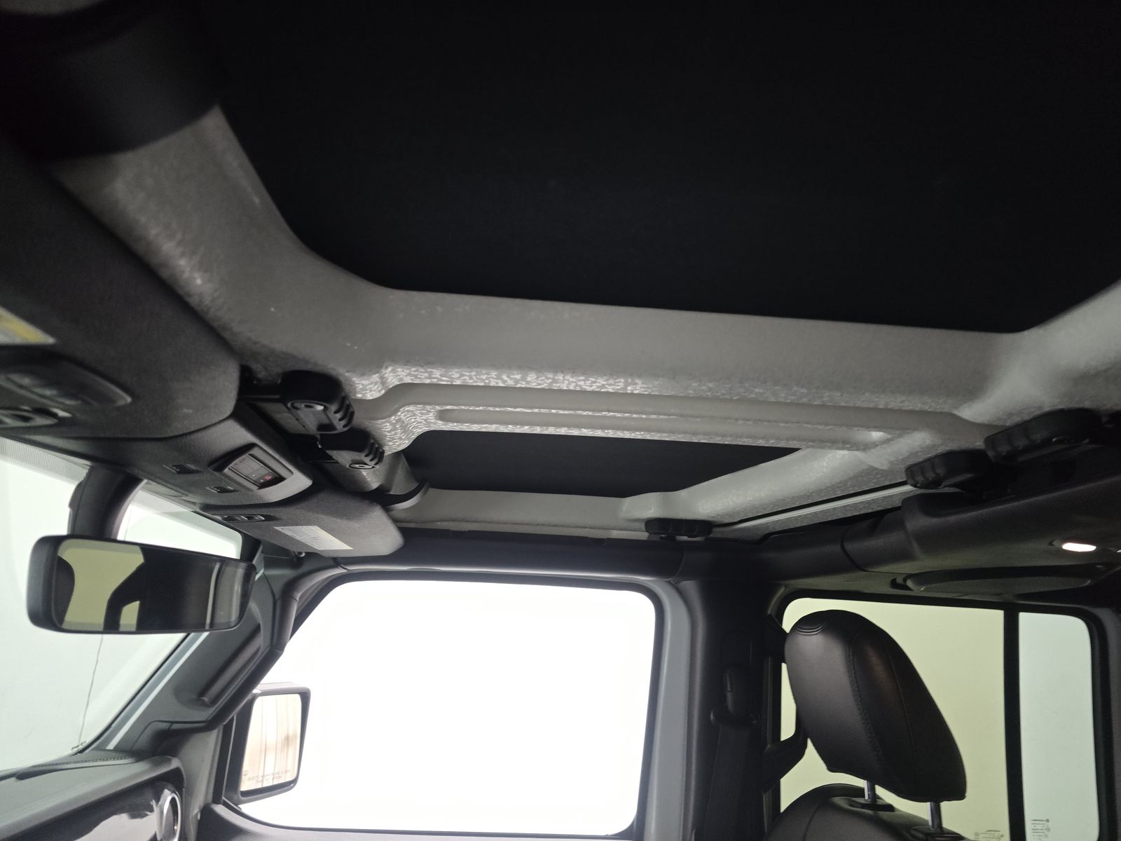 2020 Jeep Wrangler Unlimited Sahara Altitude AWD