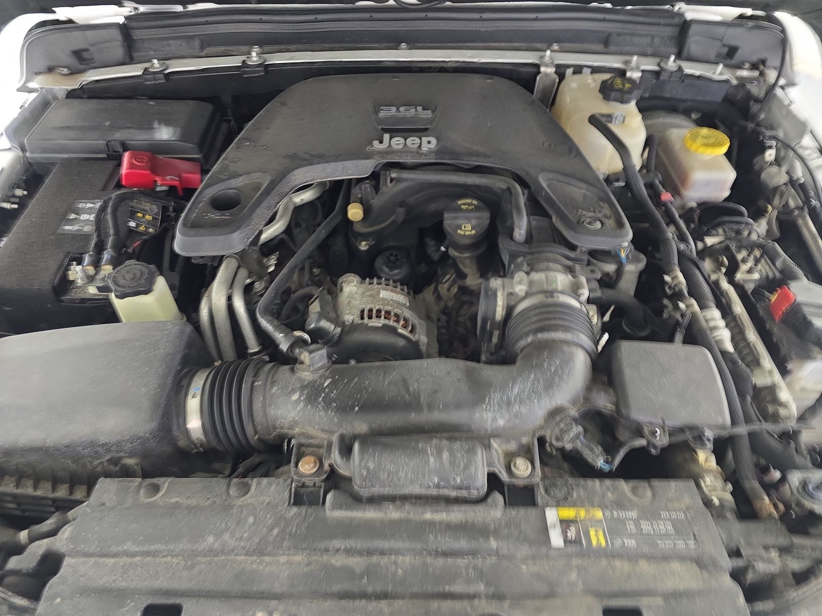 2020 Jeep Wrangler Unlimited Sahara Altitude AWD