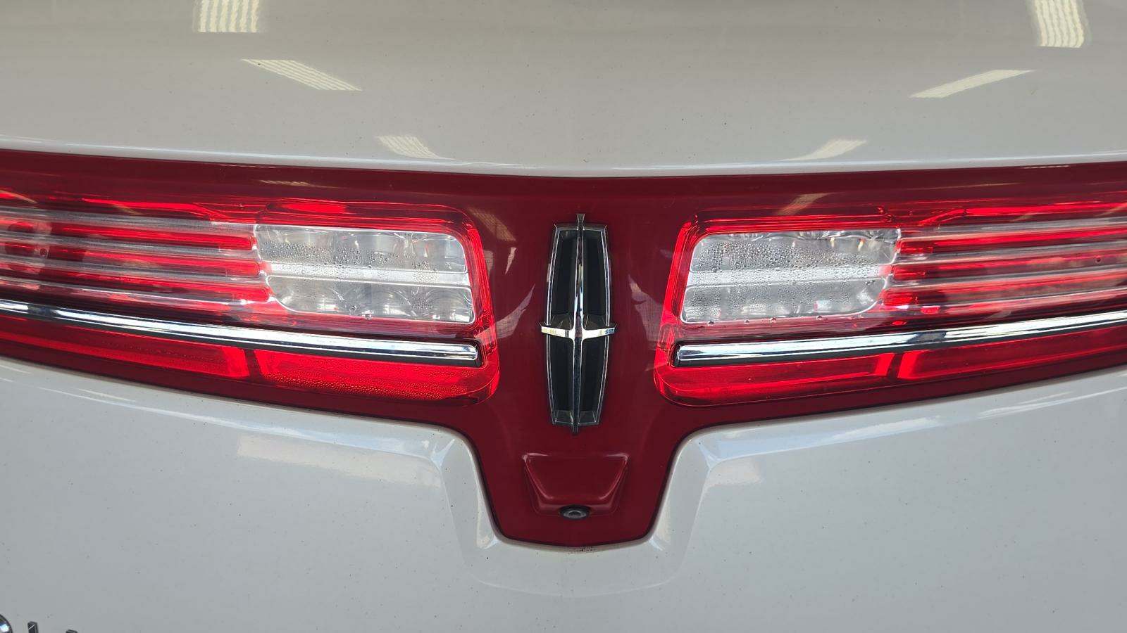 2019 Lincoln MKT Reserve AWD