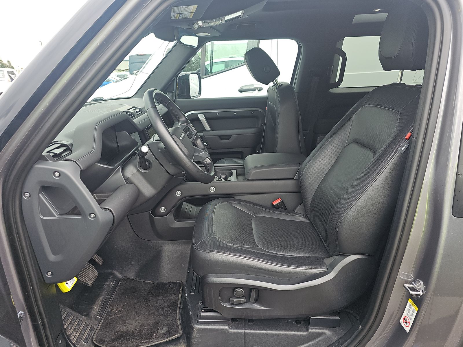 2024 Land Rover Defender 90 X-Dynamic SE AWD