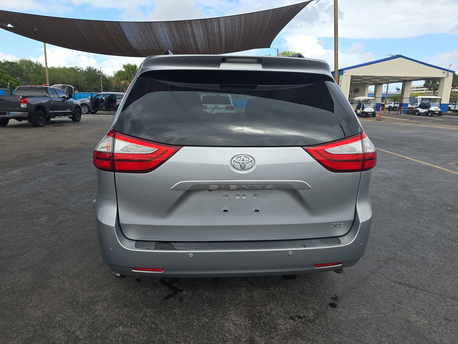 2015 Toyota Sienna XLE Premium FWD