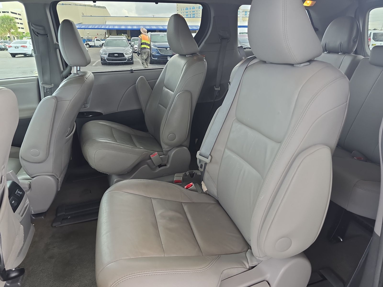 2015 Toyota Sienna XLE Premium FWD