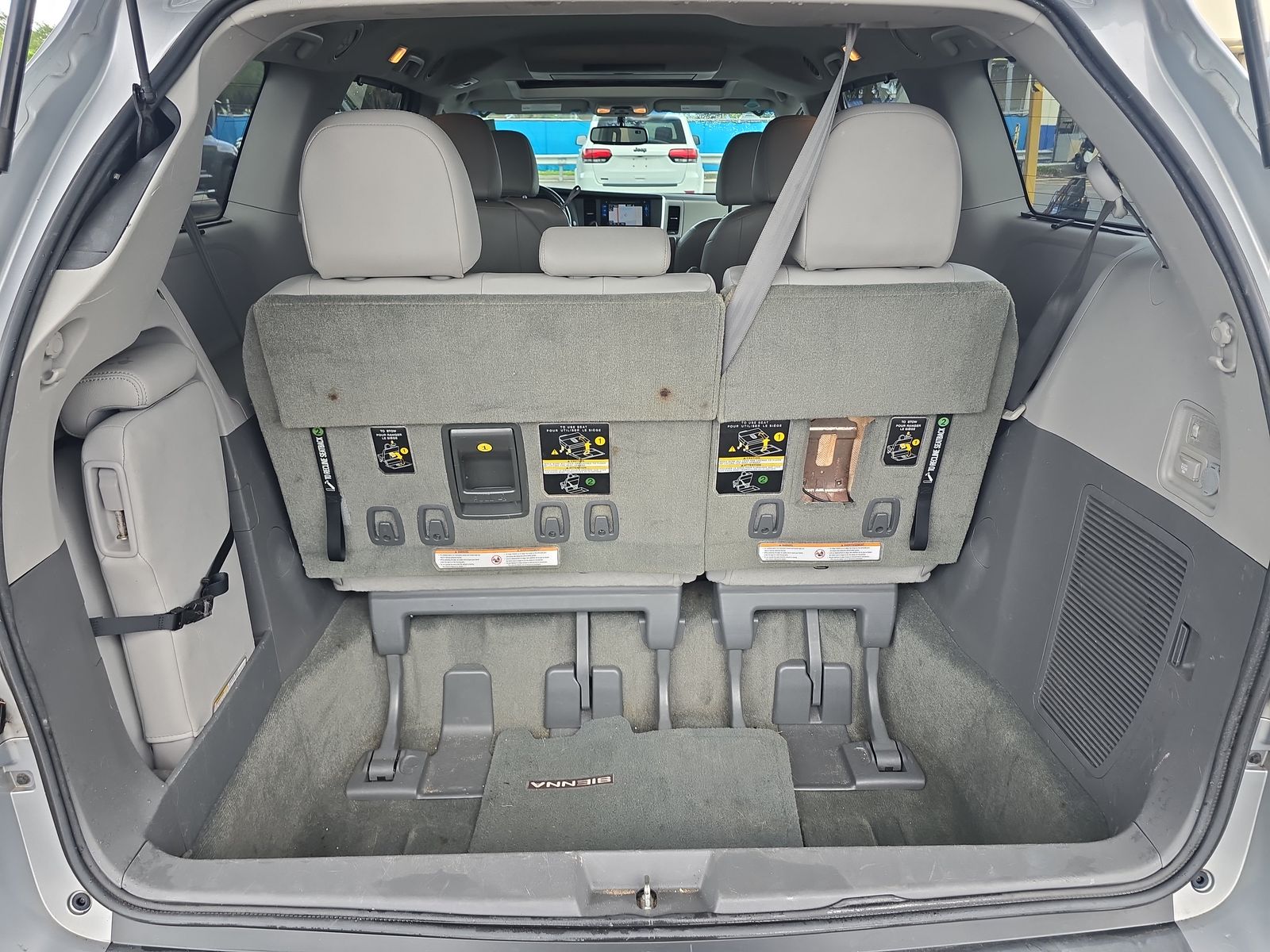 2015 Toyota Sienna XLE Premium FWD