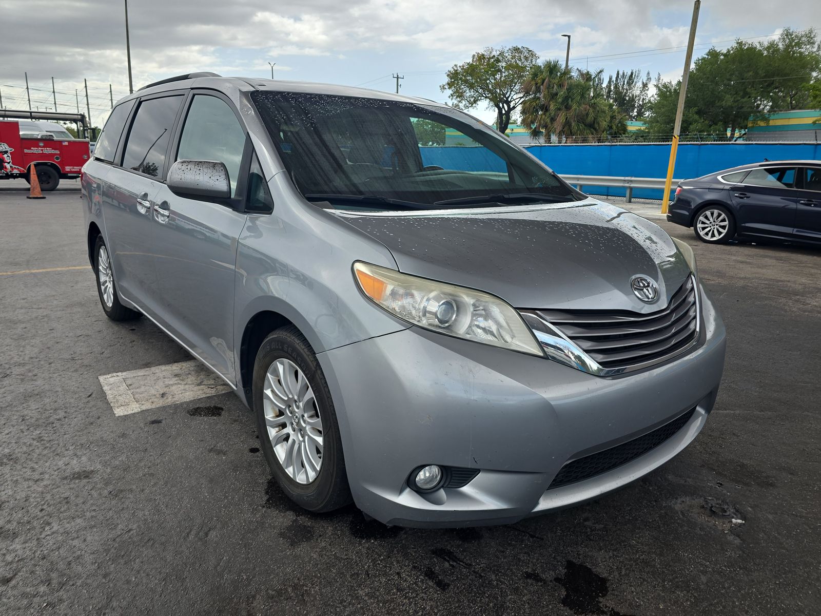 2015 Toyota Sienna XLE Premium FWD