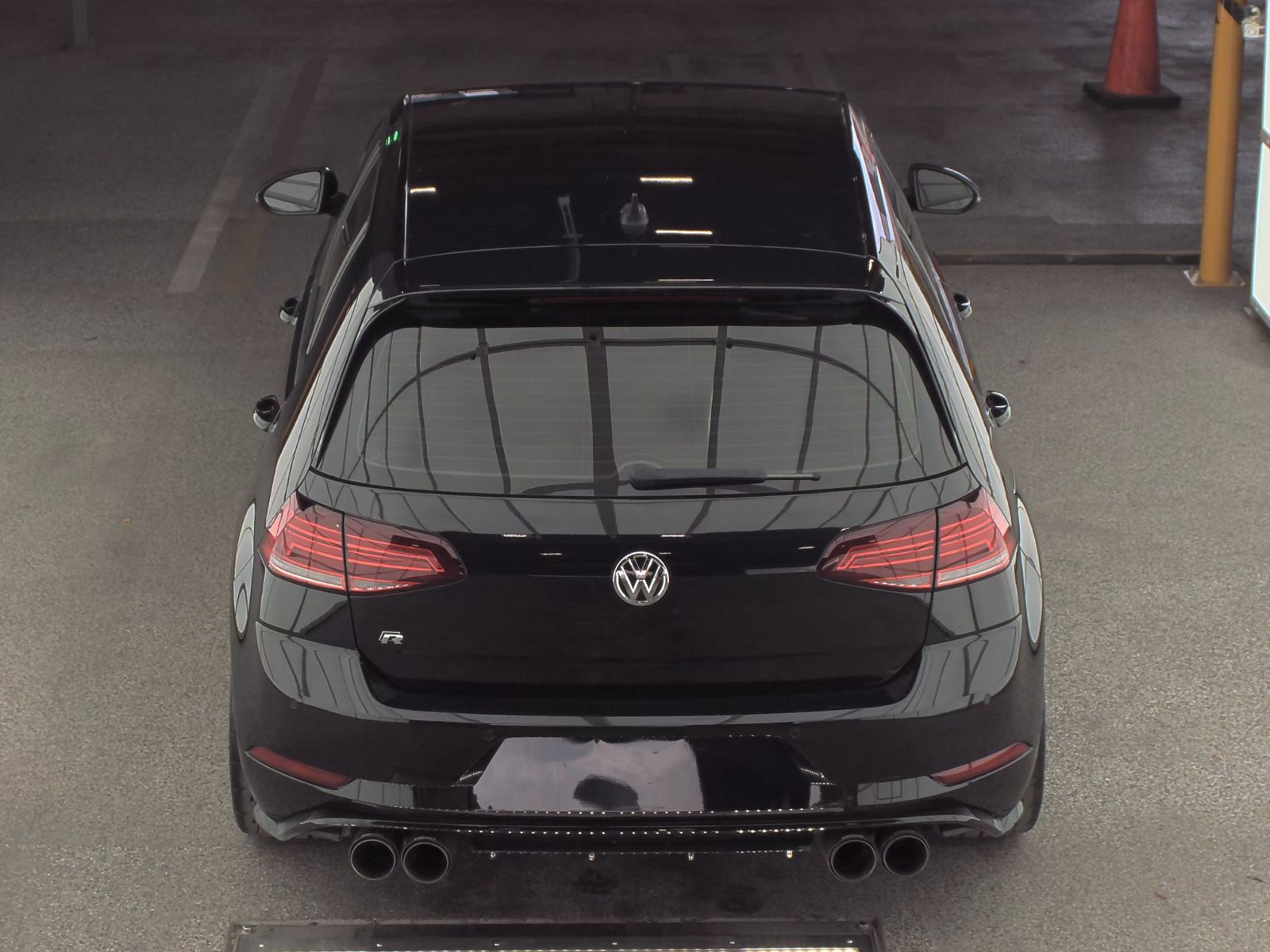 2019 Volkswagen Golf R 2.0T AWD