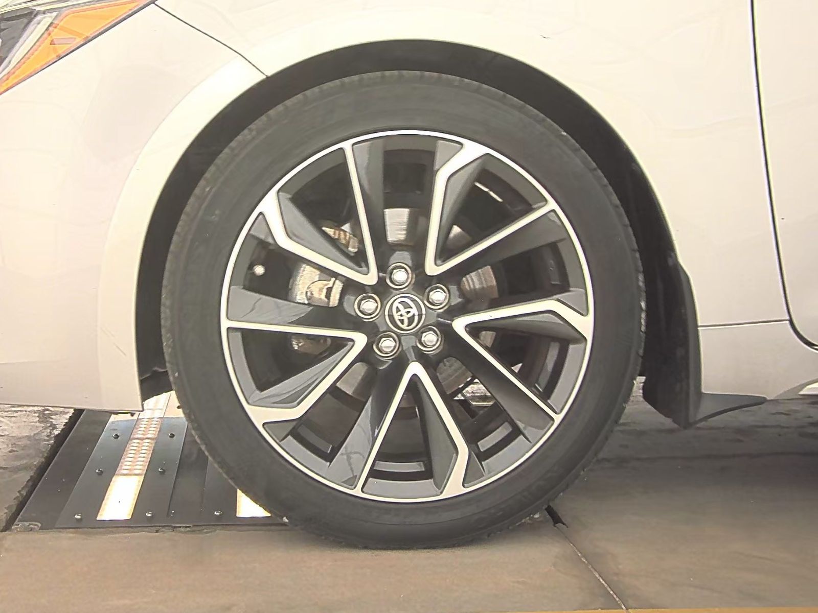 2019 Toyota Corolla XSE FWD