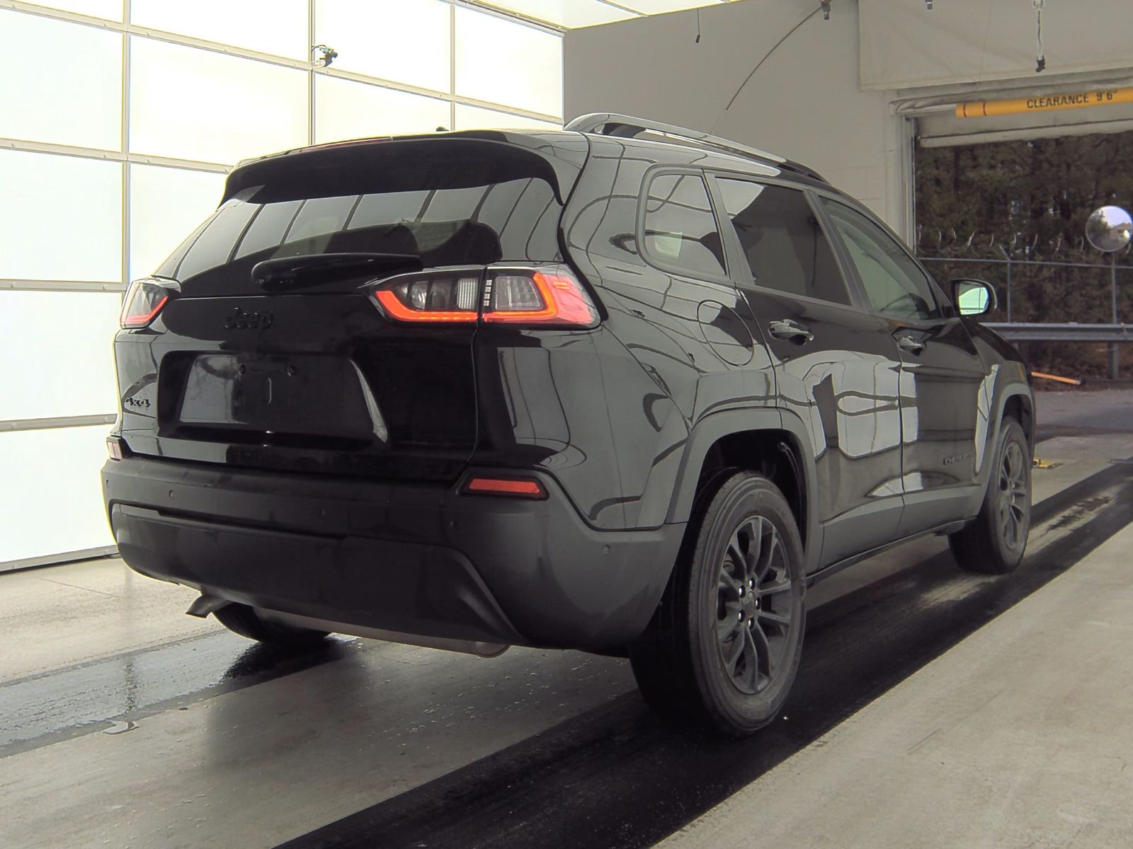 2023 Jeep Cherokee Altitude Lux AWD