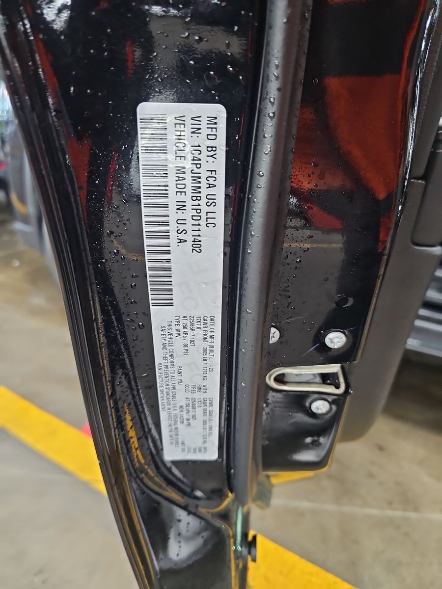 2023 Jeep Cherokee Altitude Lux AWD