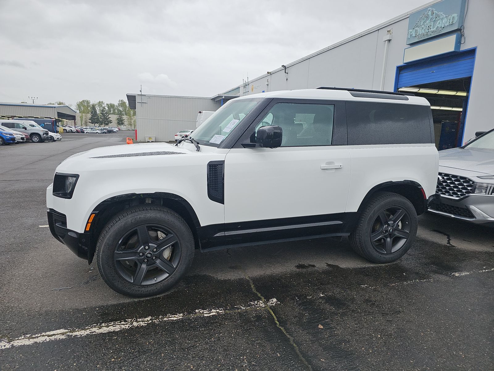 2024 Land Rover Defender 90 X-Dynamic SE AWD