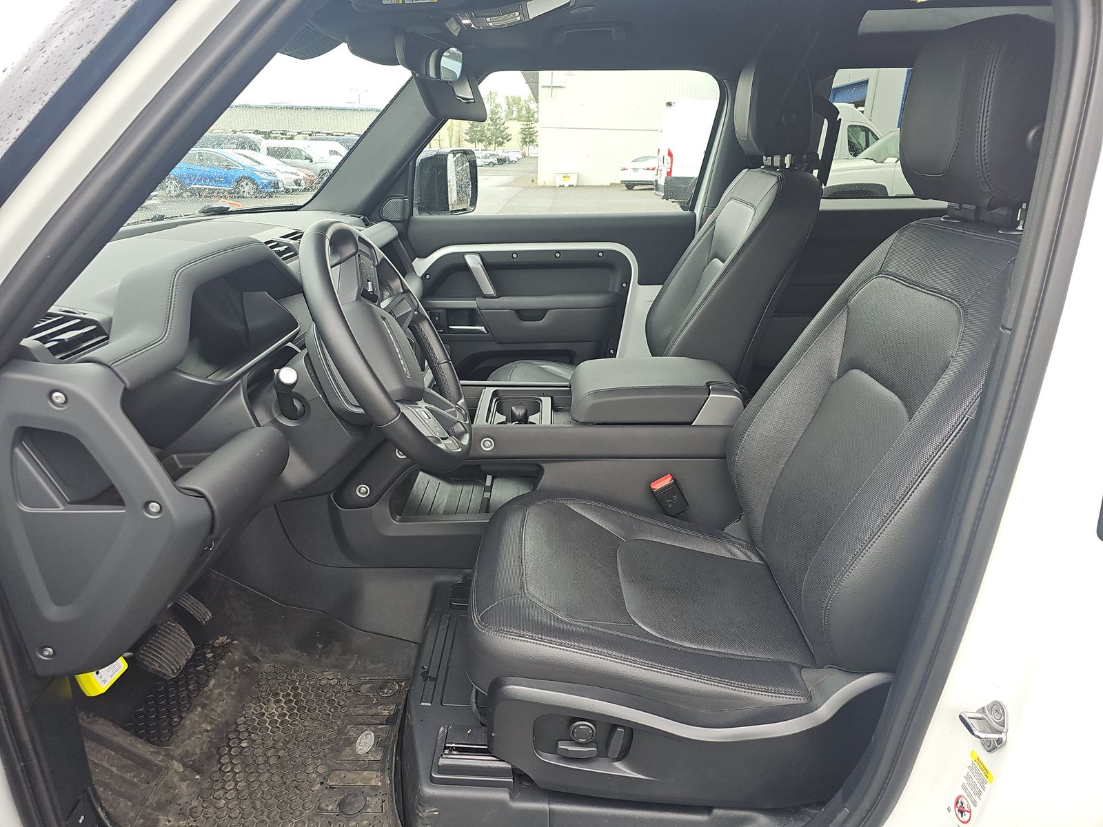 2024 Land Rover Defender 90 X-Dynamic SE AWD