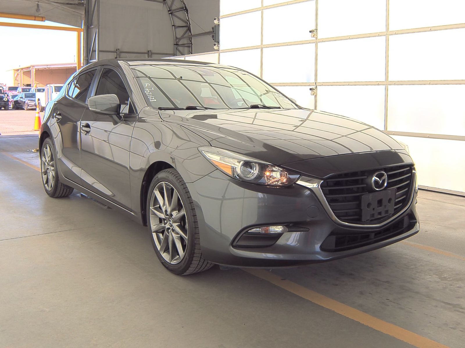 2018 MAZDA MAZDA3 Touring FWD