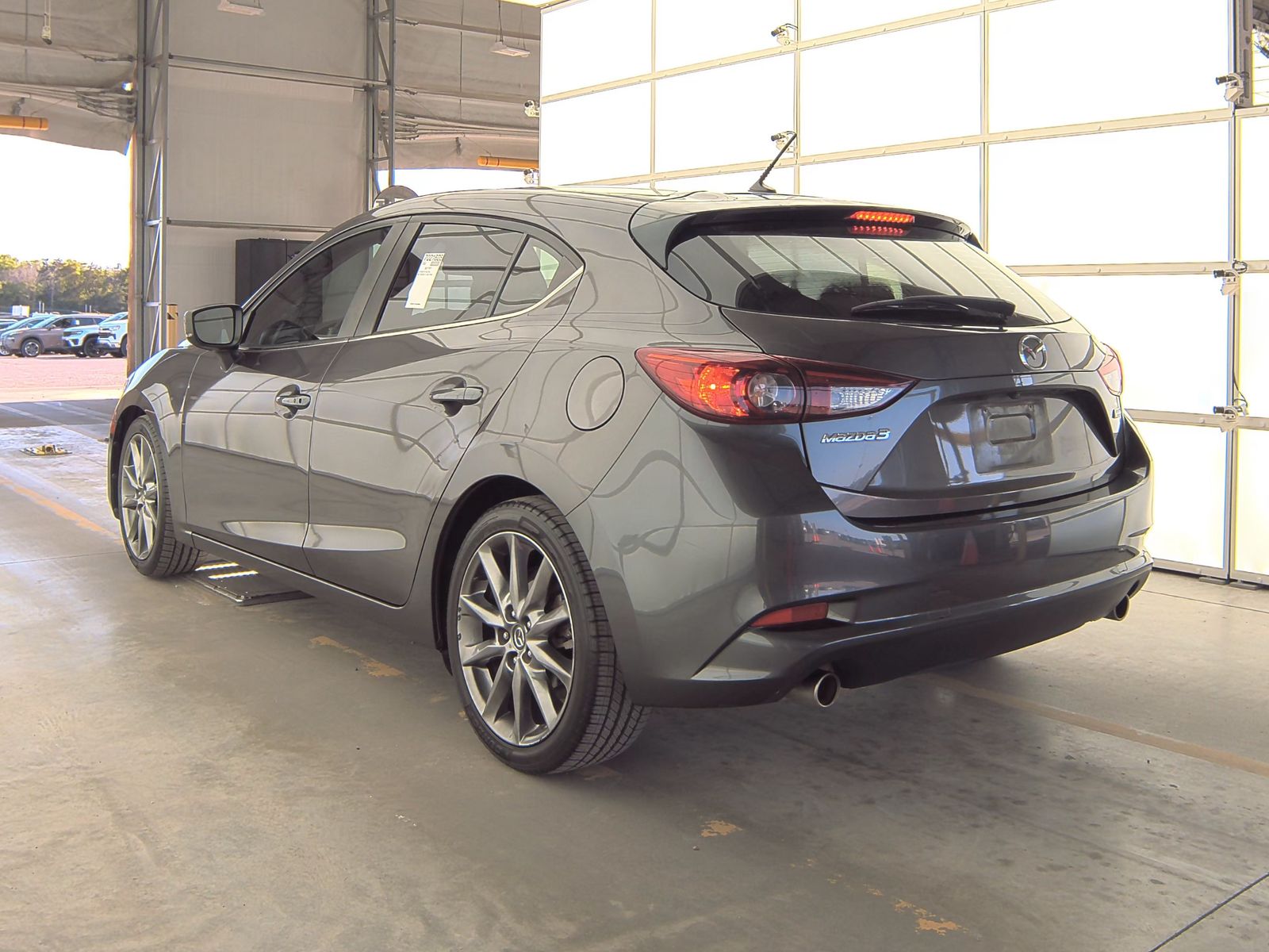 2018 MAZDA MAZDA3 Touring FWD