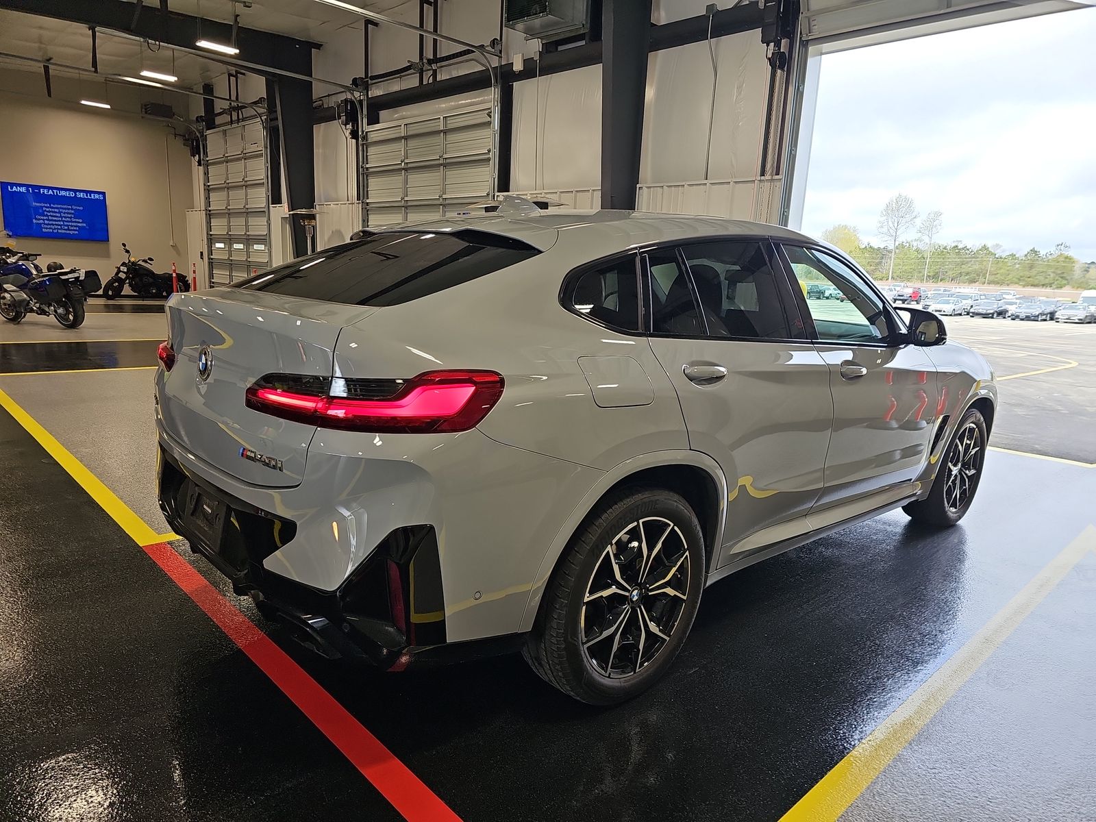 2022 BMW X4 M40i AWD
