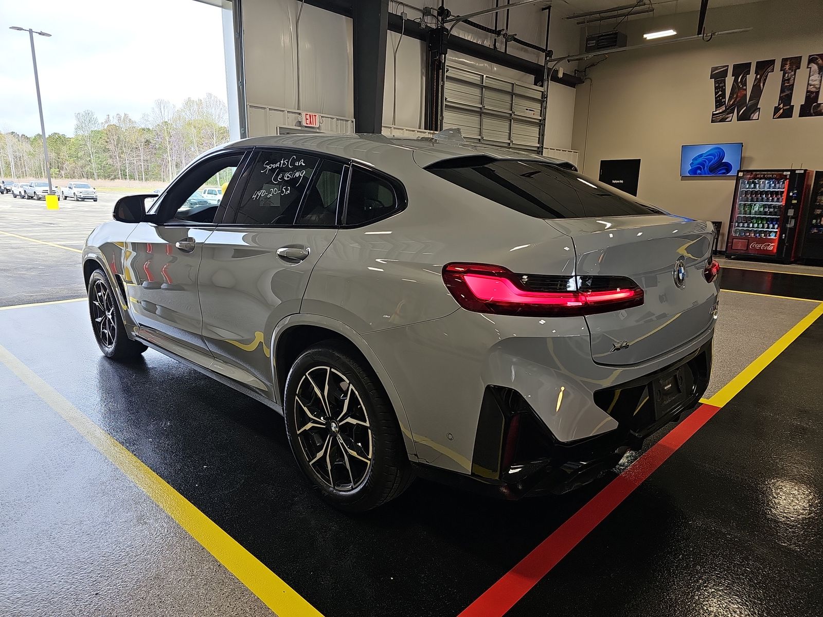 2022 BMW X4 M40i AWD