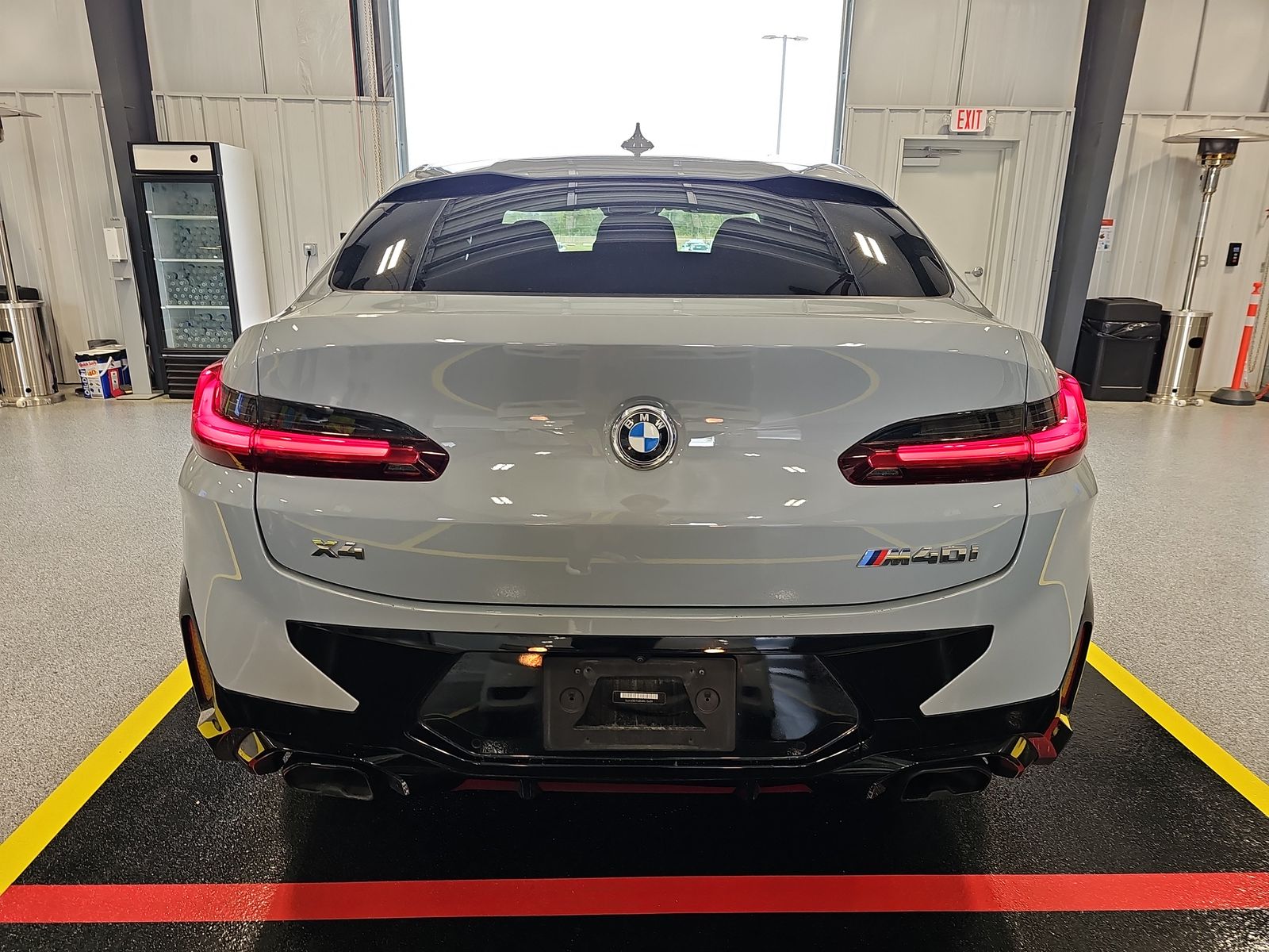 2022 BMW X4 M40i AWD