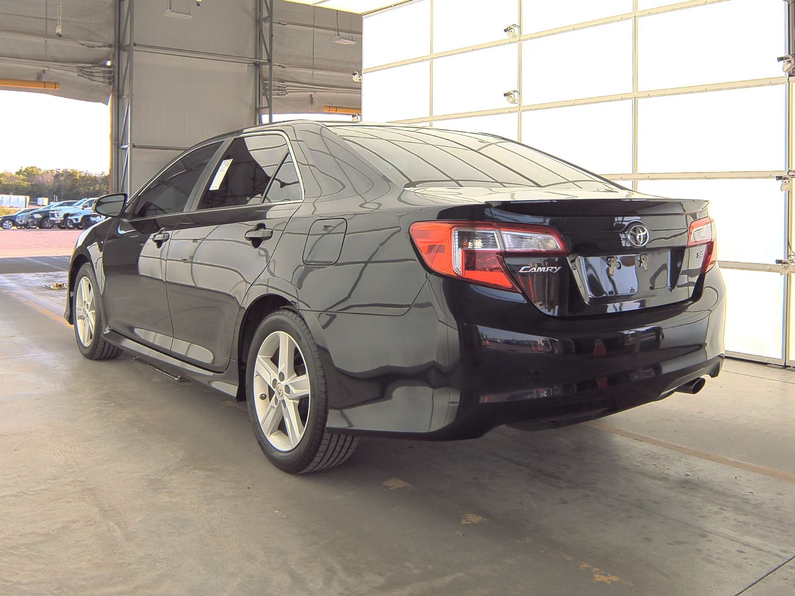 2013 Toyota Camry SE FWD