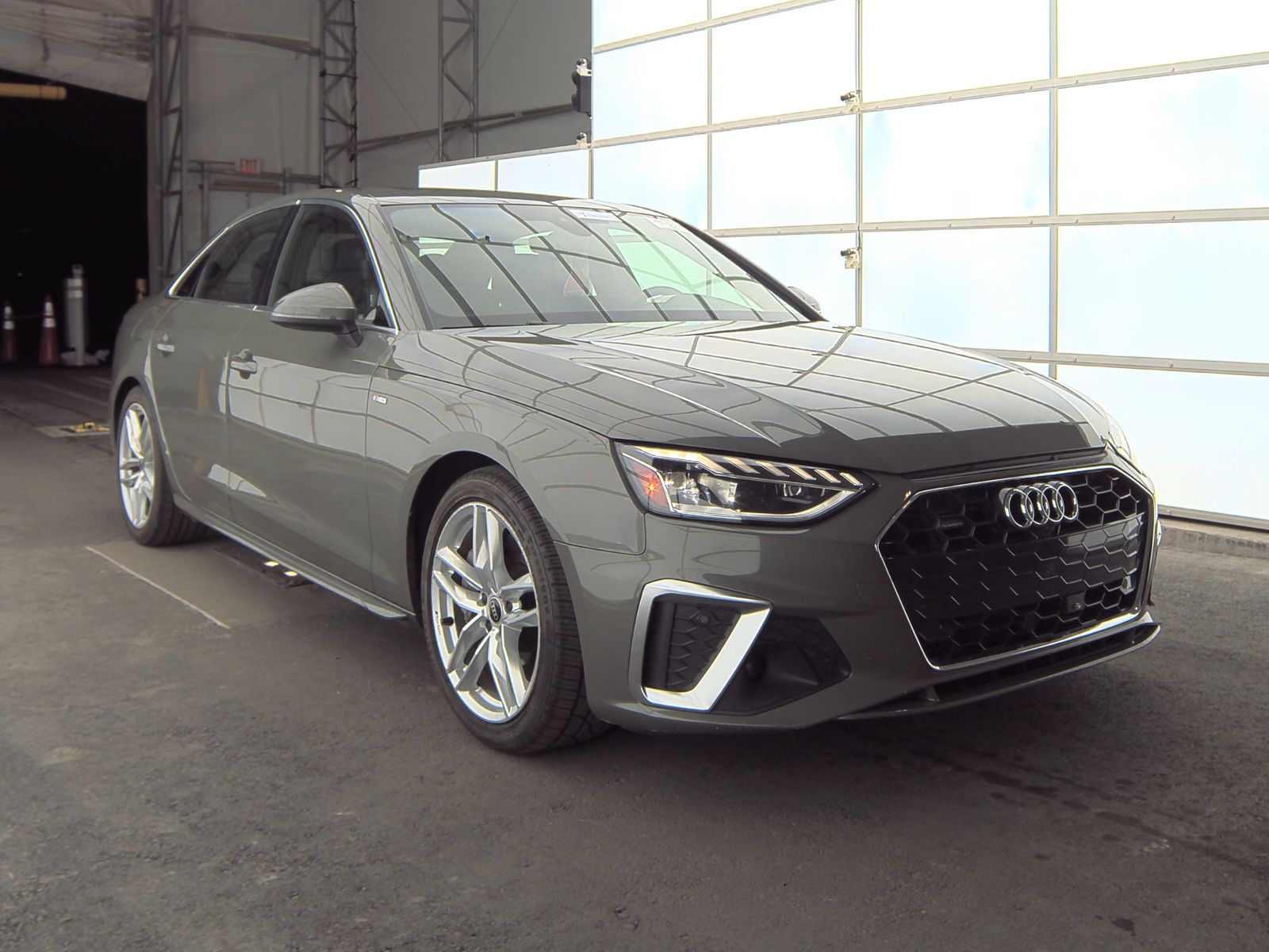 2023 Audi A4 S line Premium Plus AWD