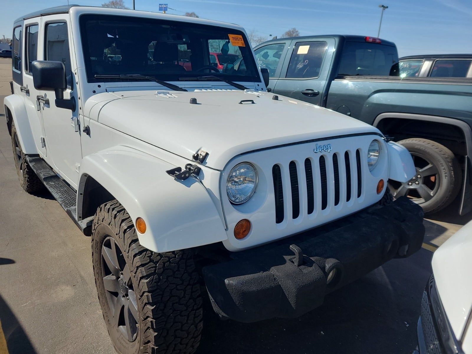 2013 Jeep Wrangler Unlimited Sahara AWD