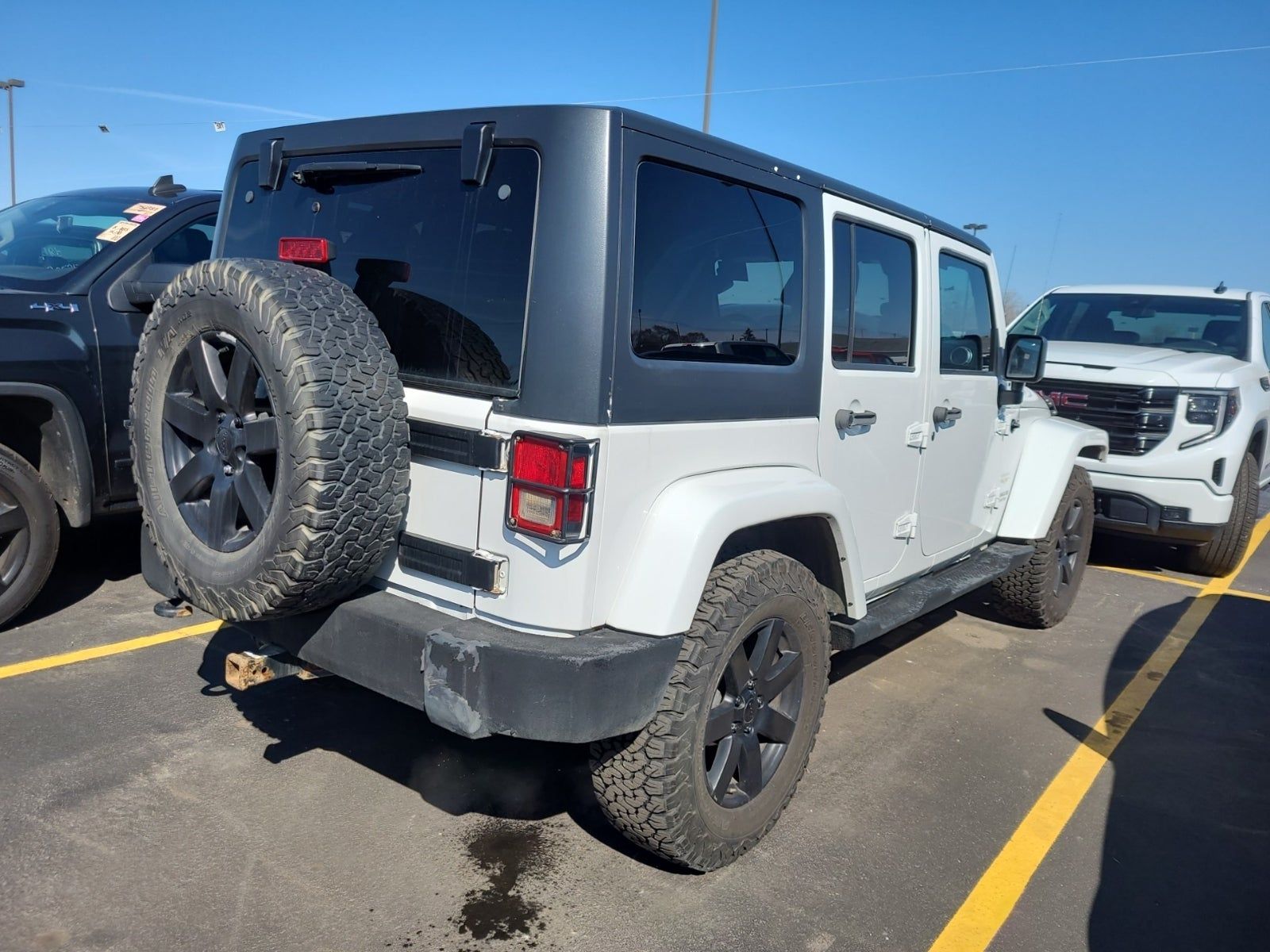 2013 Jeep Wrangler Unlimited Sahara AWD