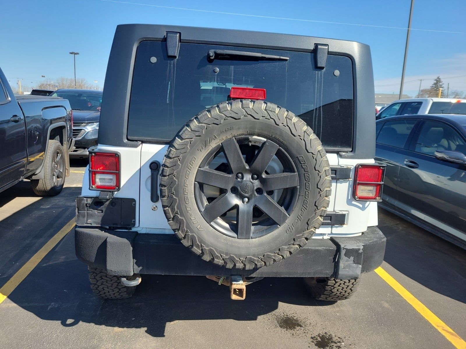 2013 Jeep Wrangler Unlimited Sahara AWD
