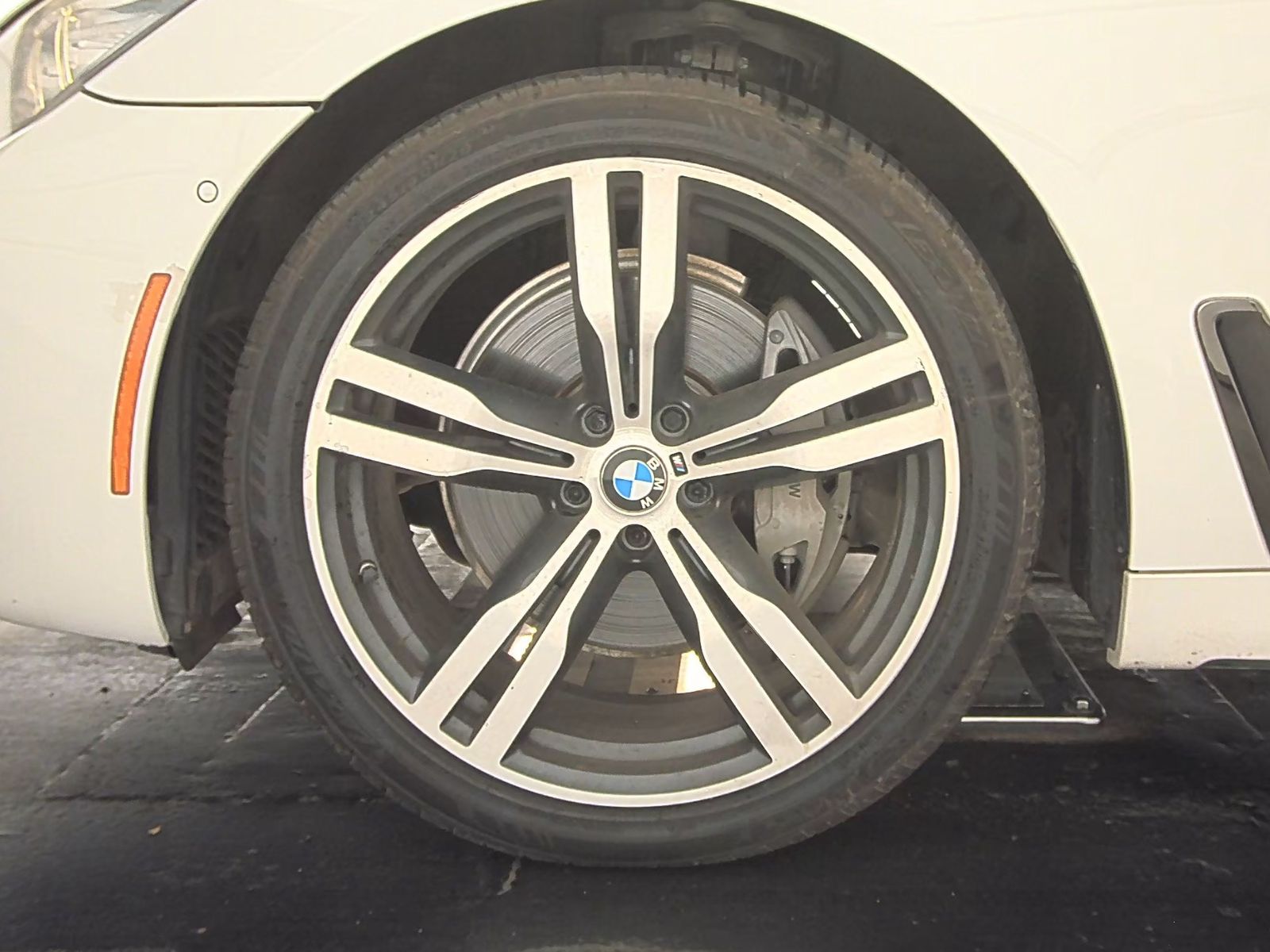 2017 BMW 7 Series 740i RWD