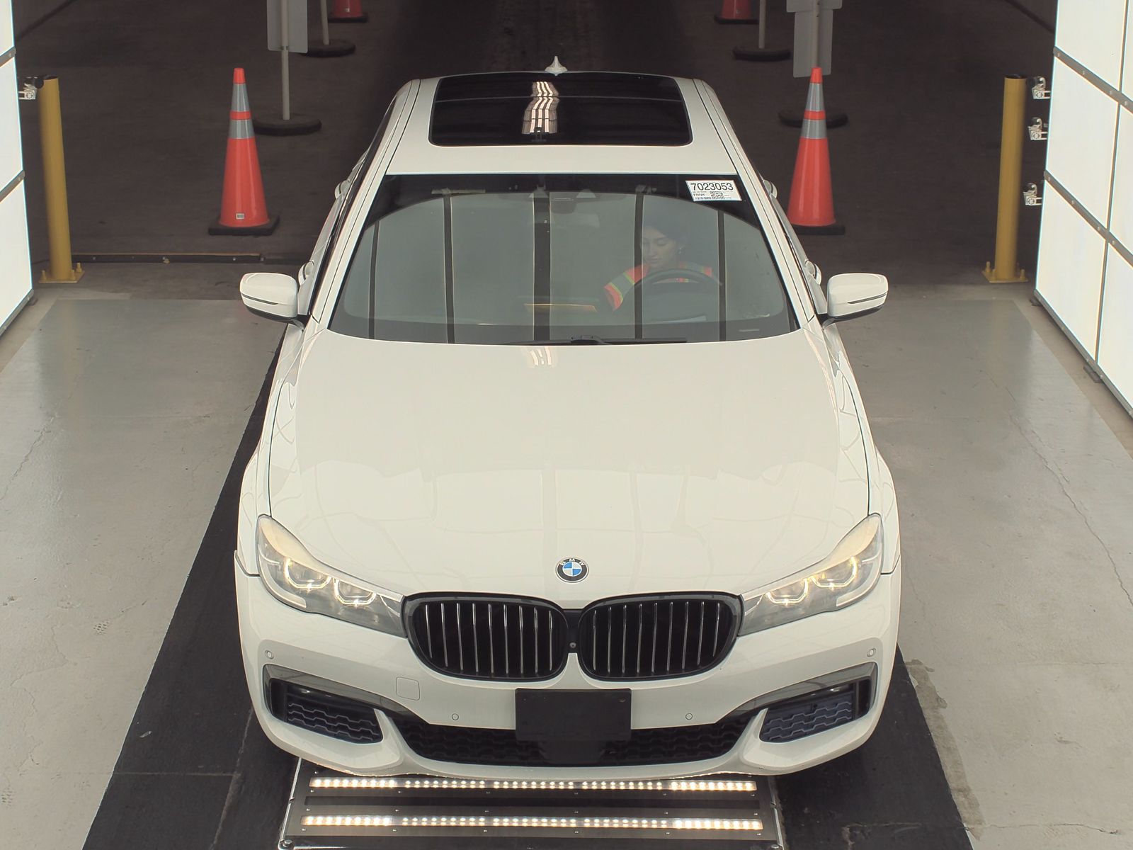 2017 BMW 7 Series 740i RWD