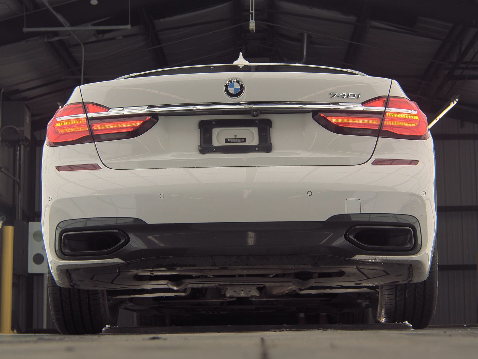 2017 BMW 7 Series 740i RWD