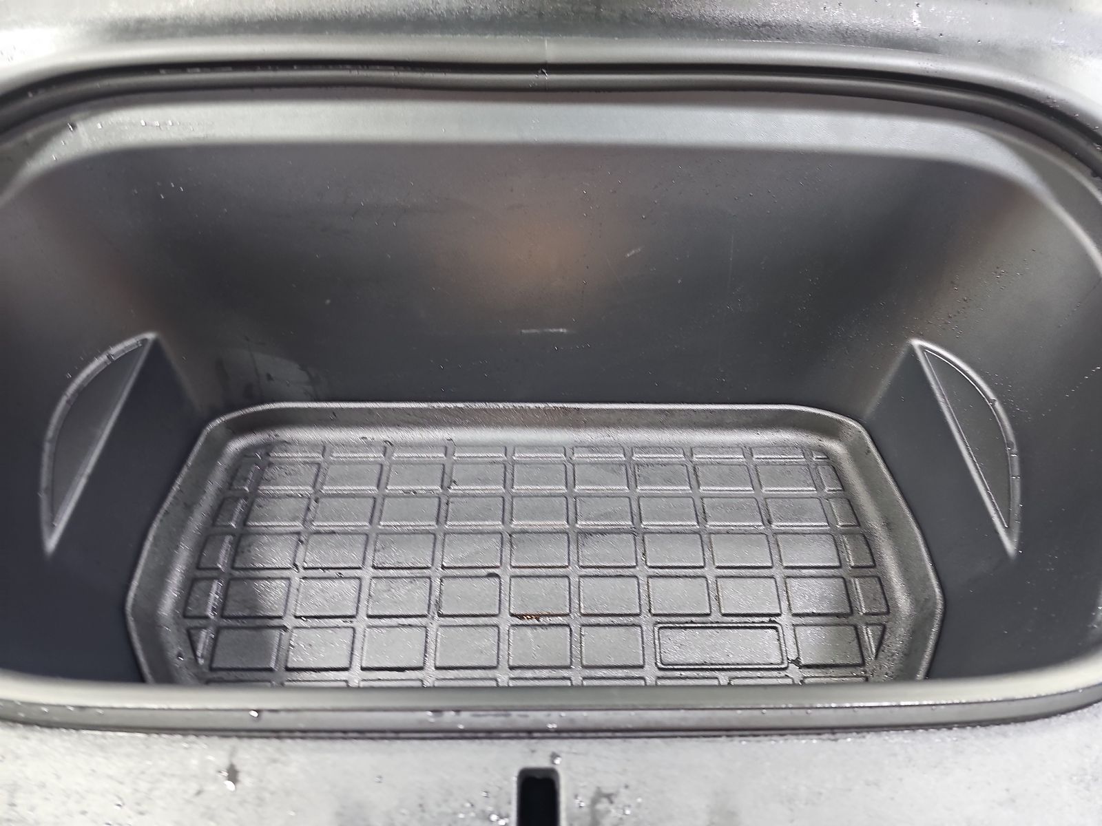 2024 Tesla Model Y Long Range AWD