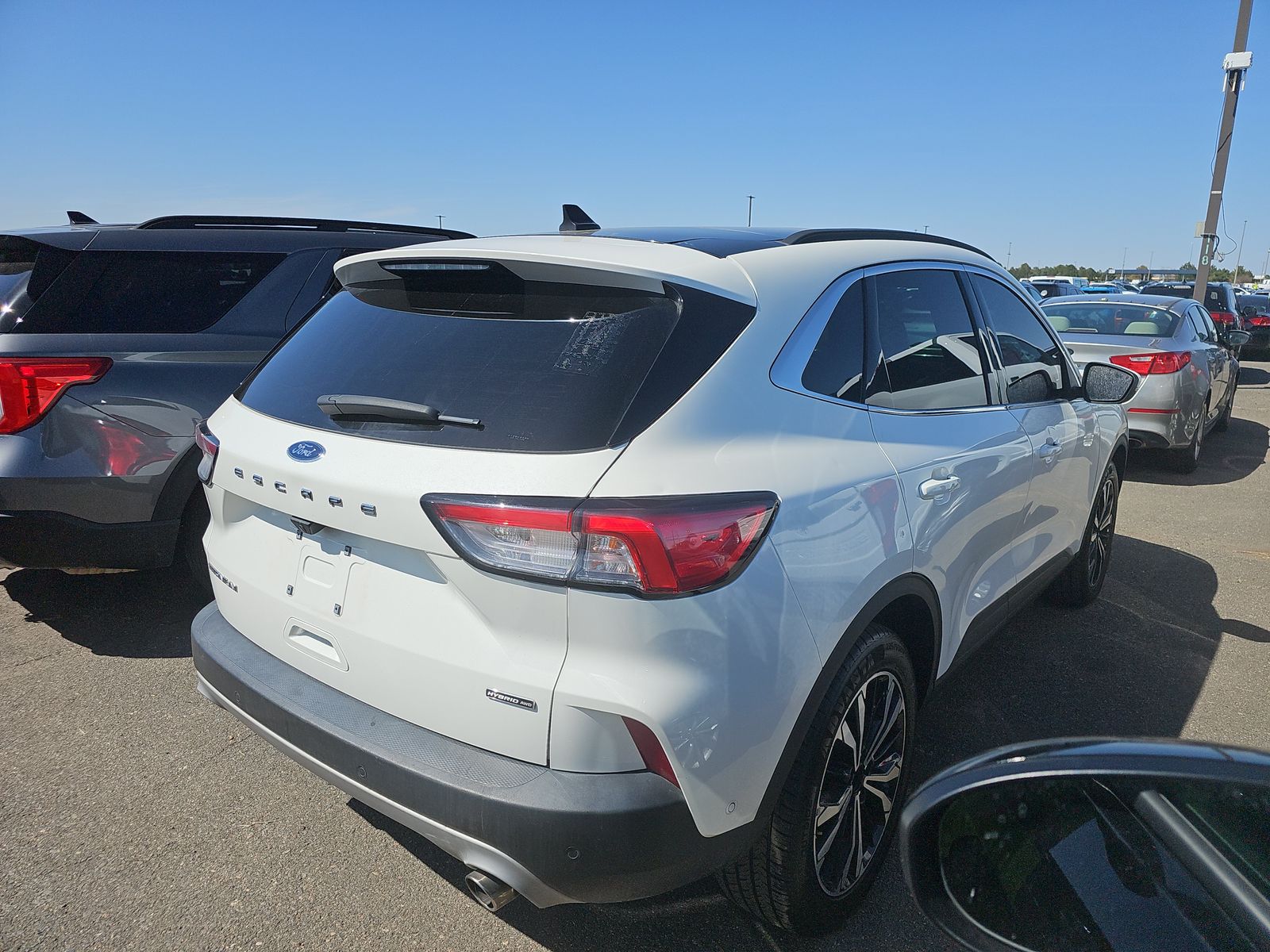 2020 Ford Escape Hybrid Titanium AWD