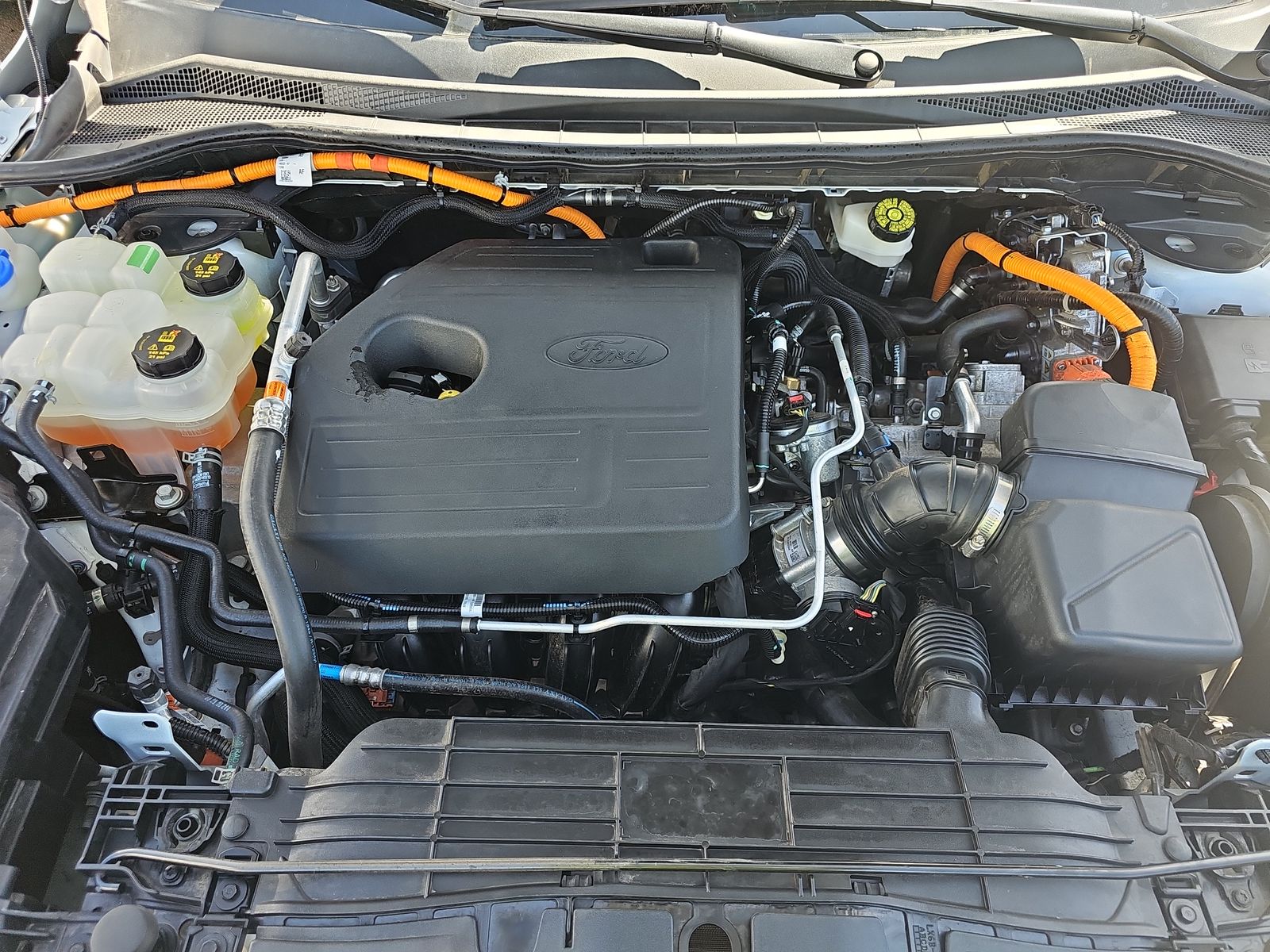 2020 Ford Escape Hybrid Titanium AWD