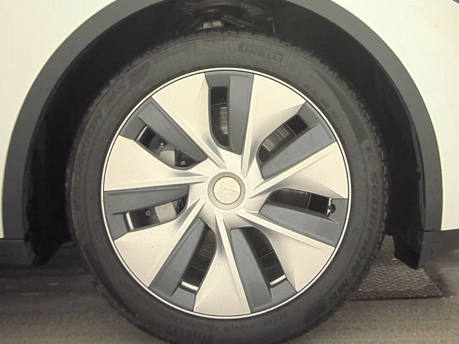 2024 Tesla Model Y Long Range AWD