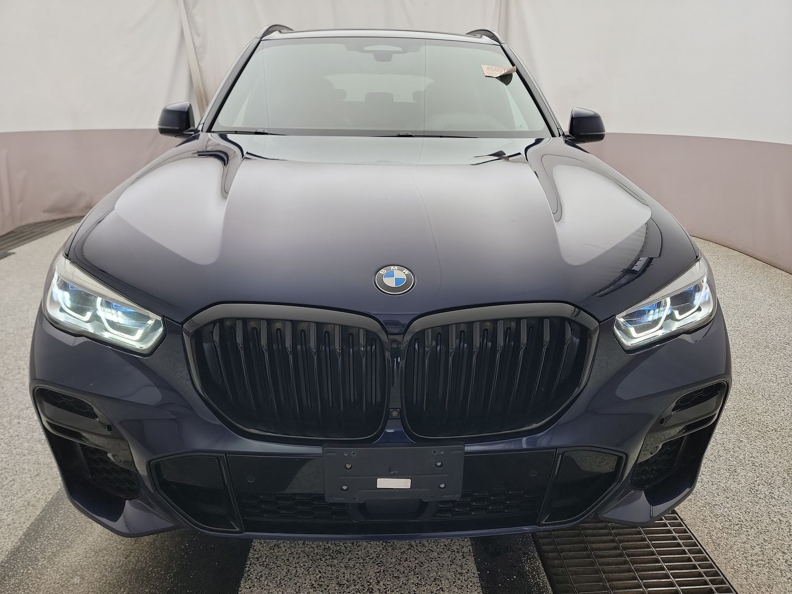 2023 BMW X5 M50i AWD